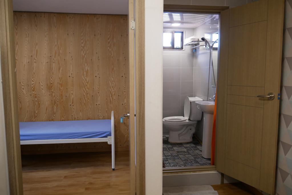 Backpackers Inside Hostel Seoul Ngoại thất bức ảnh