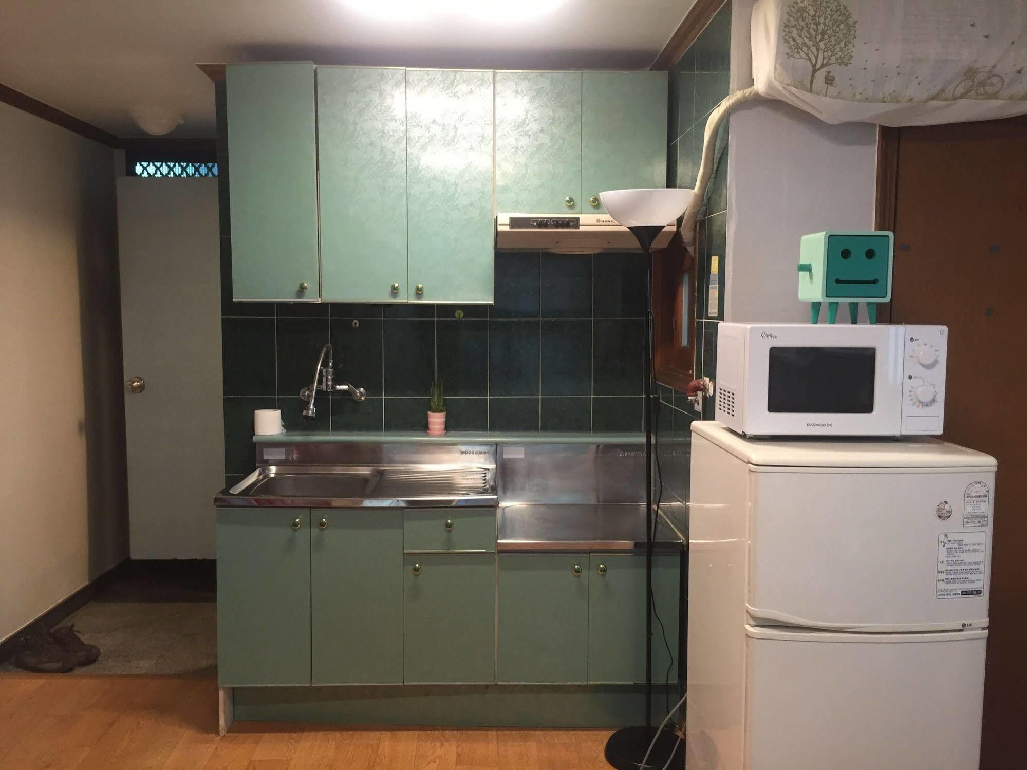 Backpackers Inside Hostel Seoul Ngoại thất bức ảnh