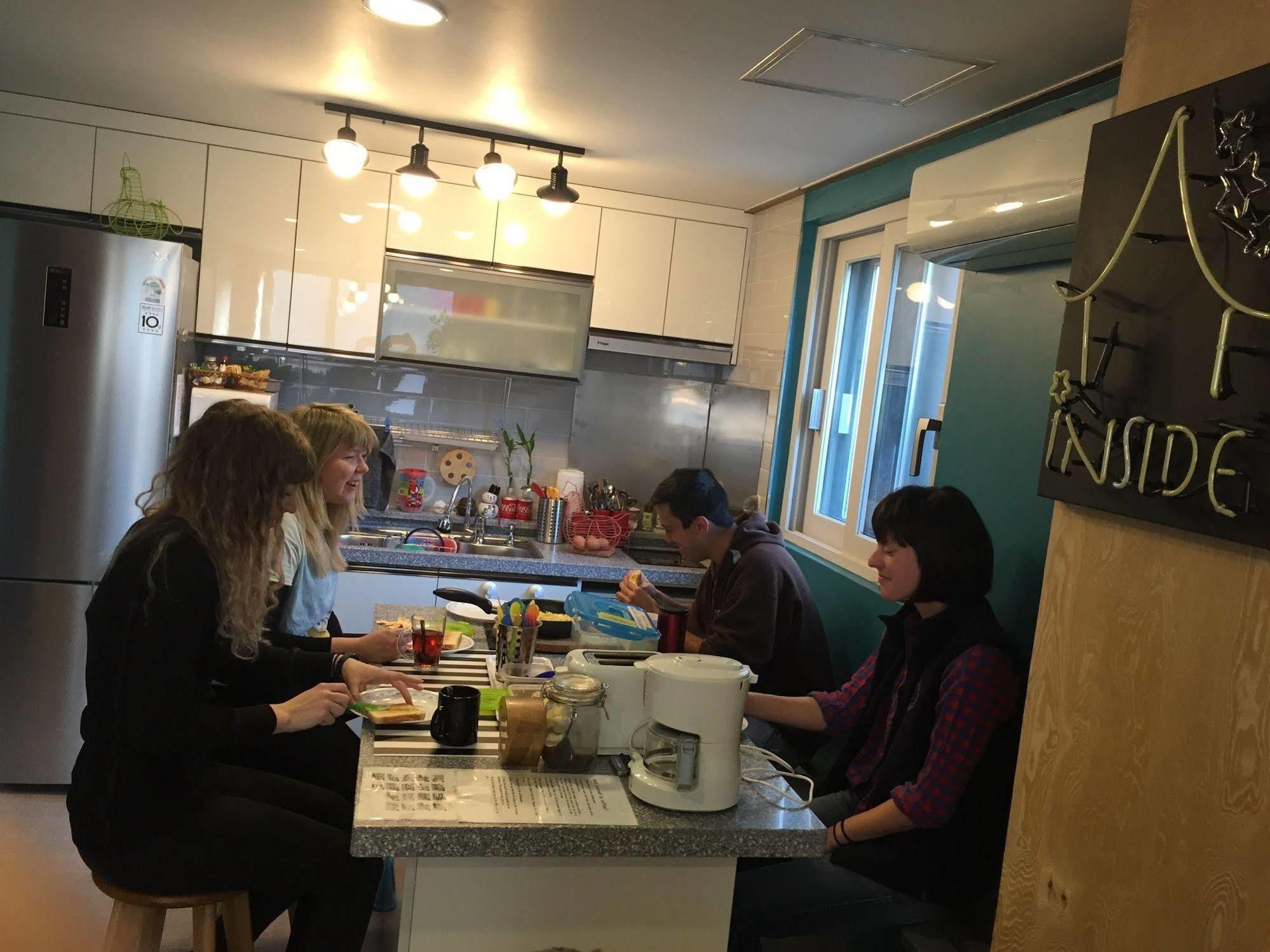 Backpackers Inside Hostel Seoul Ngoại thất bức ảnh